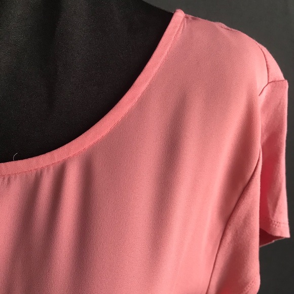 Brand new Halston tie in the front top. - Picture 2 of 8